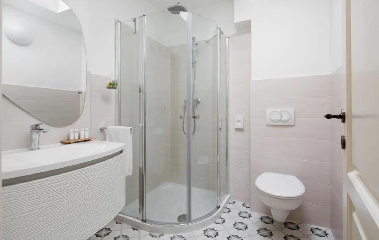 Paradise Beach Apartments Rovigno Esterno foto