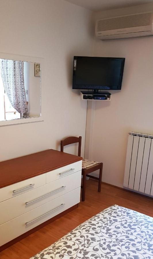 Paradise Beach Apartments Rovigno Esterno foto