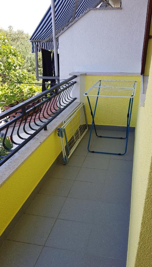 Paradise Beach Apartments Rovigno Esterno foto