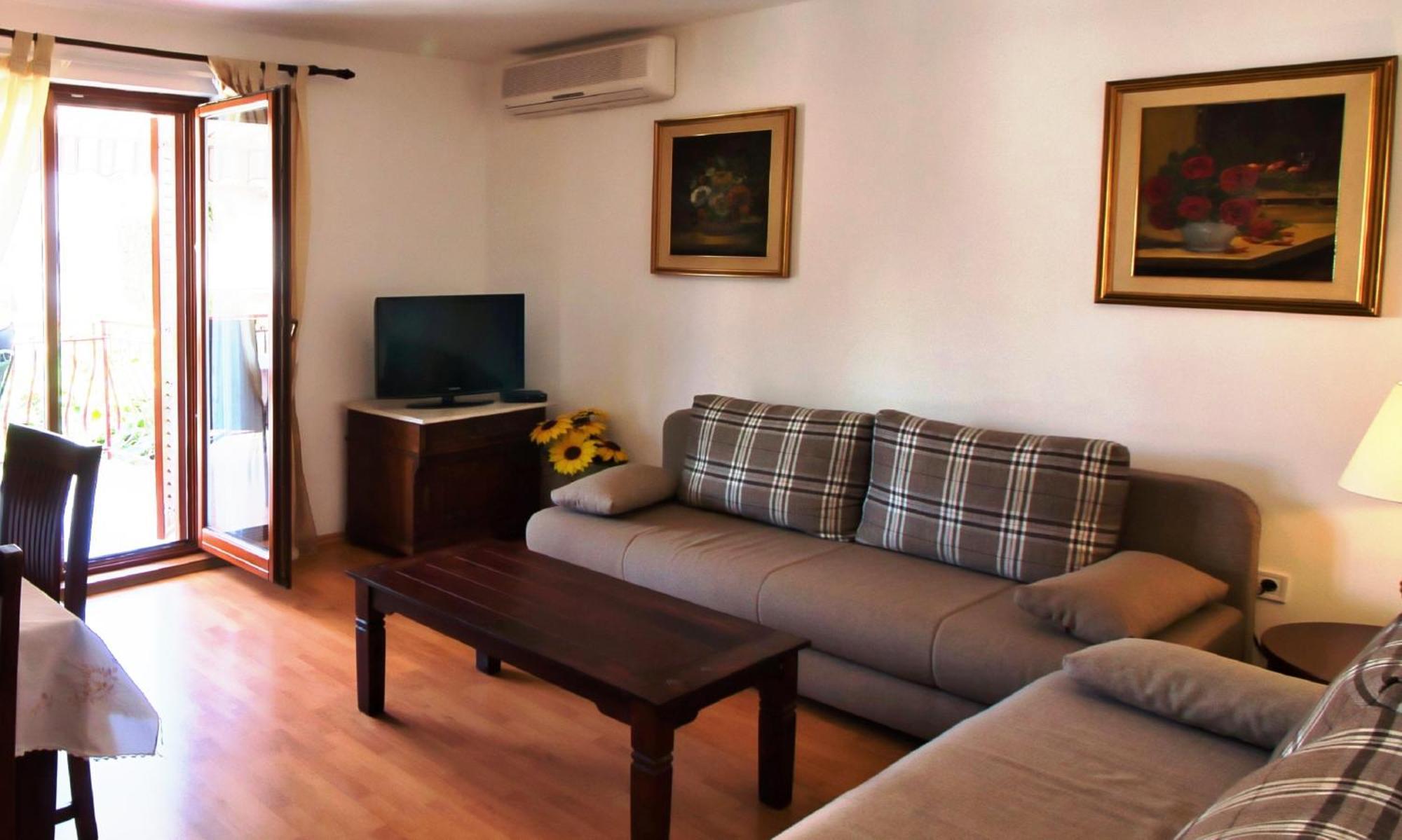 Paradise Beach Apartments Rovigno Esterno foto