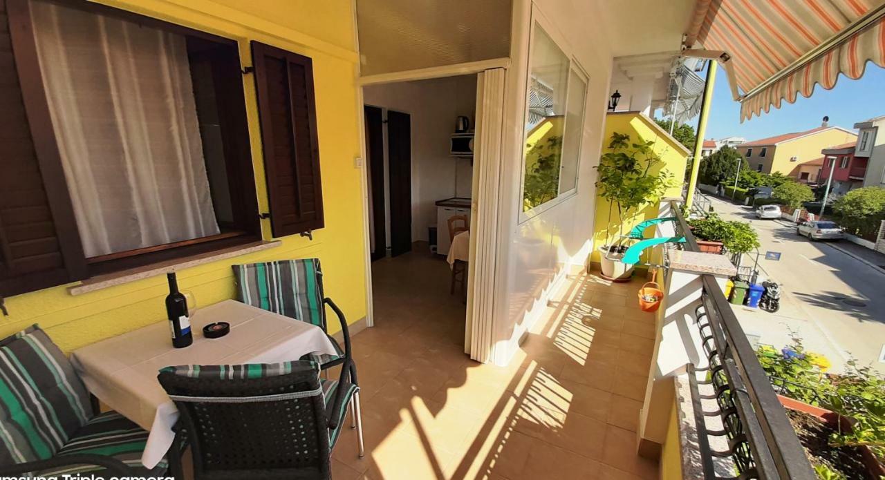 Paradise Beach Apartments Rovigno Esterno foto