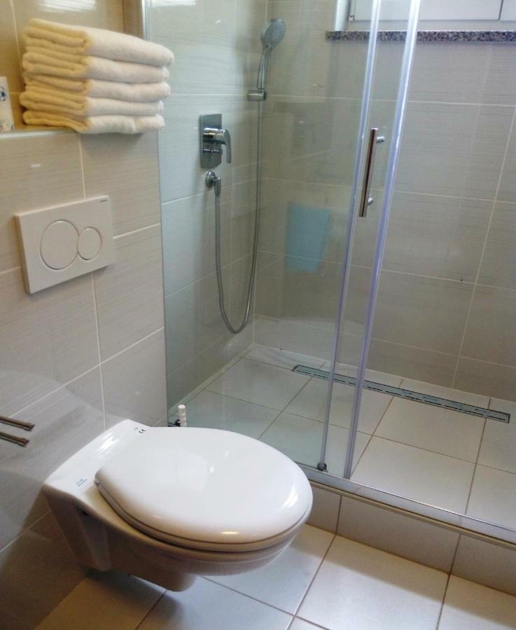 Paradise Beach Apartments Rovigno Esterno foto