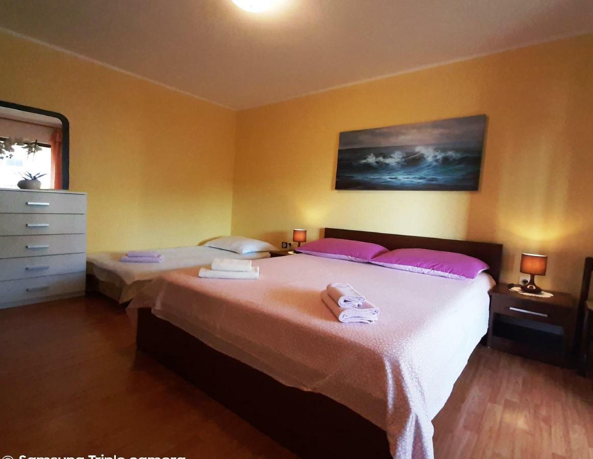 Paradise Beach Apartments Rovigno Esterno foto